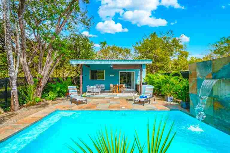 Piscina de Casa Pingüino Azul