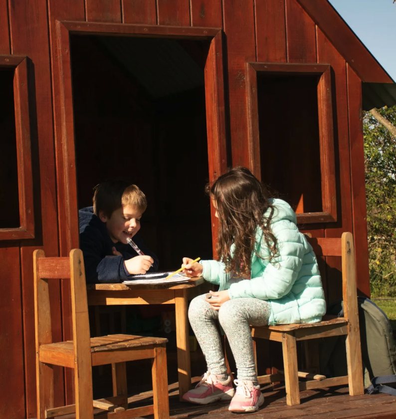 Casita de juegos de madera para chicos