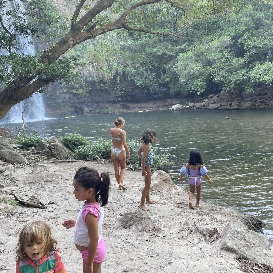 Cataratas y aguas termales